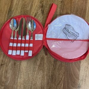 NEW Sunnylife Lovers reusable cutlery picnic set in Catalina, NEW